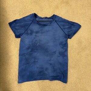 Blue Tie-Dye T-Shirt LULULEMON

barely worn